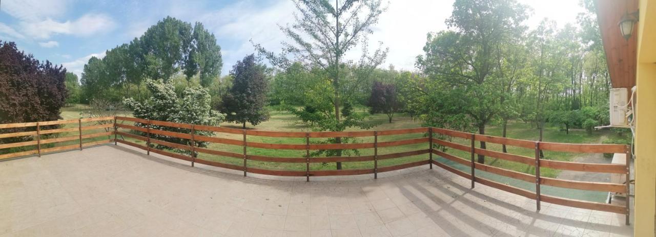 Apartament Podlovics Tanya Panzio Kemecse Zewnętrze zdjęcie