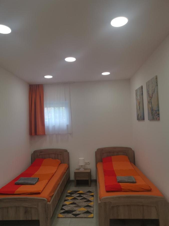 Apartament Podlovics Tanya Panzio Kemecse Zewnętrze zdjęcie