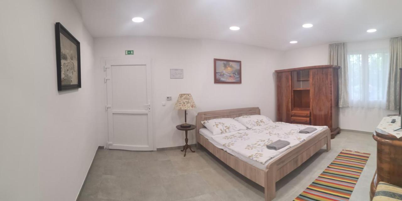 Apartament Podlovics Tanya Panzio Kemecse Zewnętrze zdjęcie
